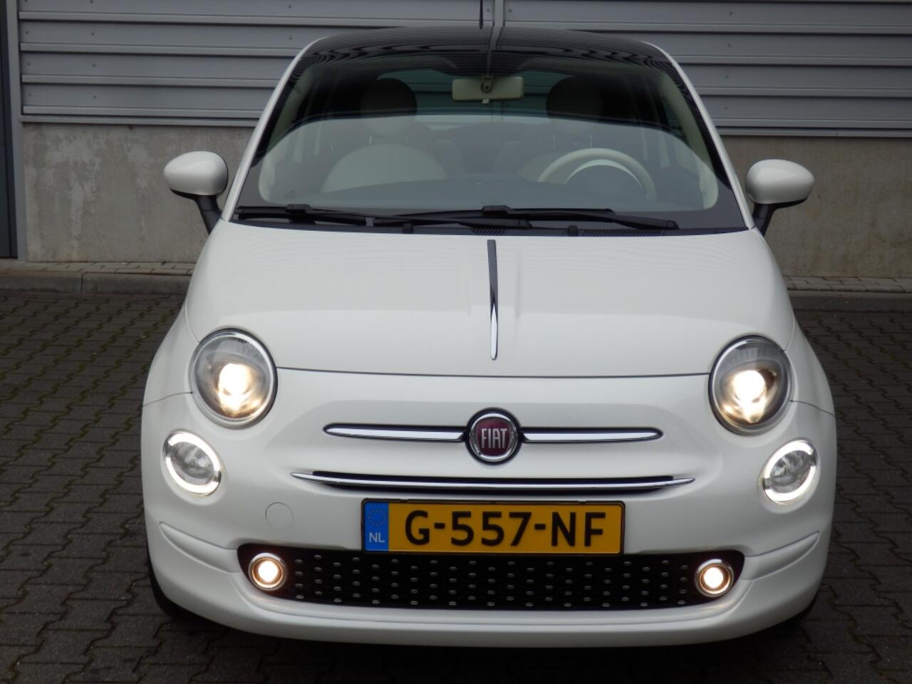 Fiat 500 1.2 Lounge | Panoramadak | Clima | Apple carpl / Andr. Auto
