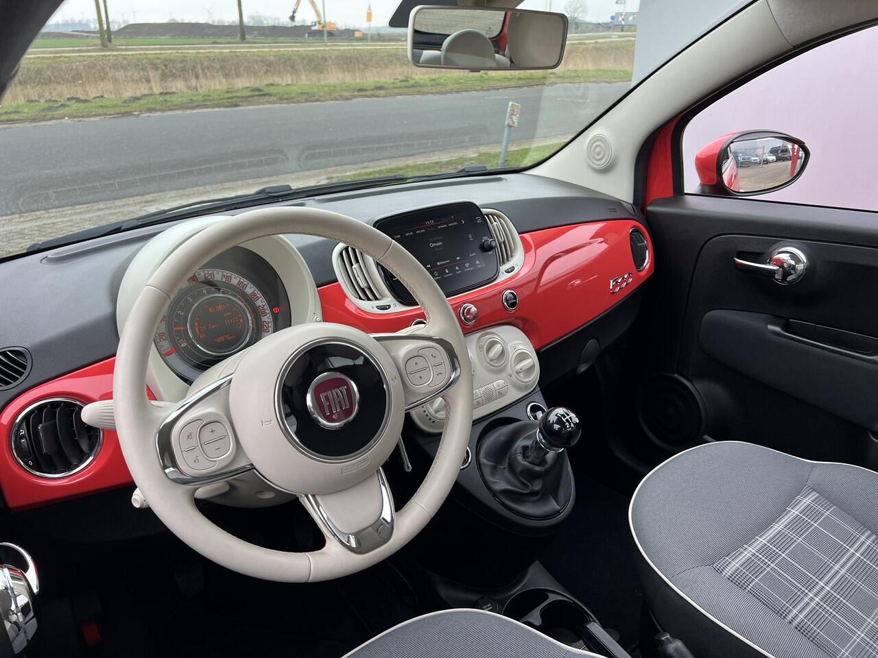 Fiat 500 1.2 Lounge | Apple Carplay & Android Auto | Airco | 4 cilinder | Licht- en regensensor