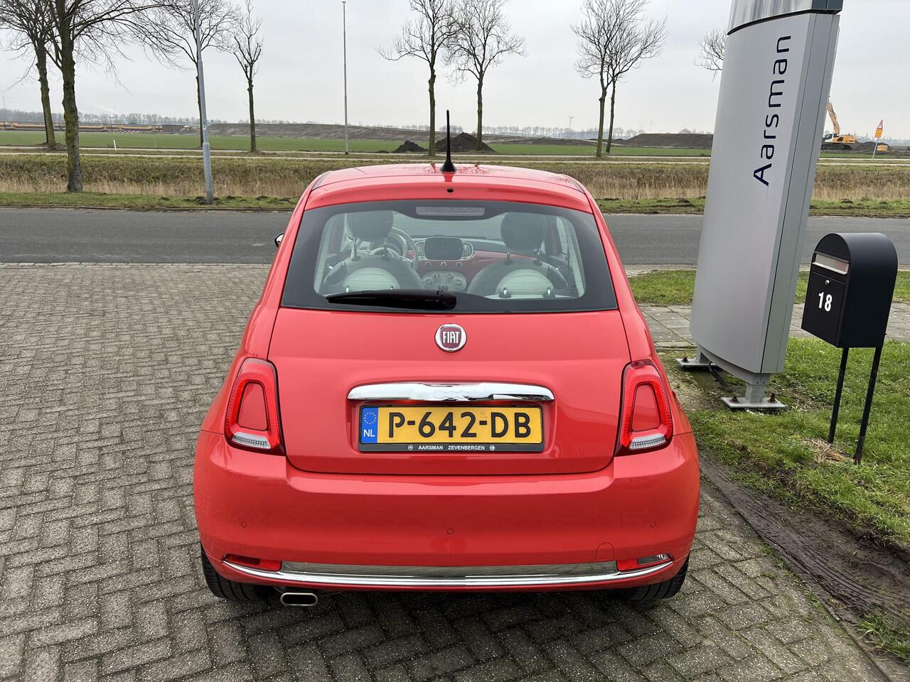 Fiat 500 1.2 Lounge | Apple Carplay & Android Auto | Airco | 4 cilinder | Licht- en regensensor