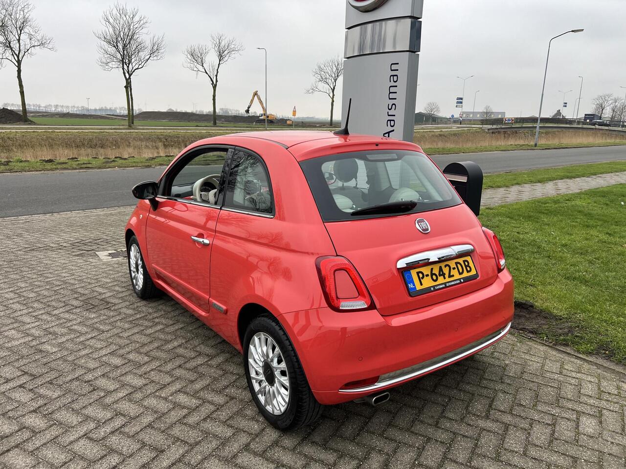 Fiat 500 1.2 Lounge | Apple Carplay & Android Auto | Airco | 4 cilinder | Licht- en regensensor