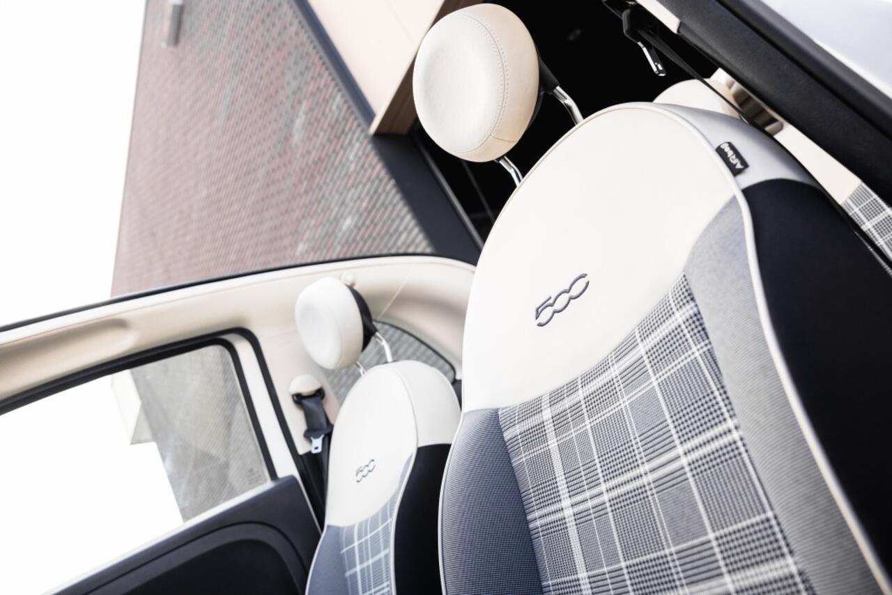 Fiat 500 0.9 TwinAir T Lounge | CarPlay | Climate Control |