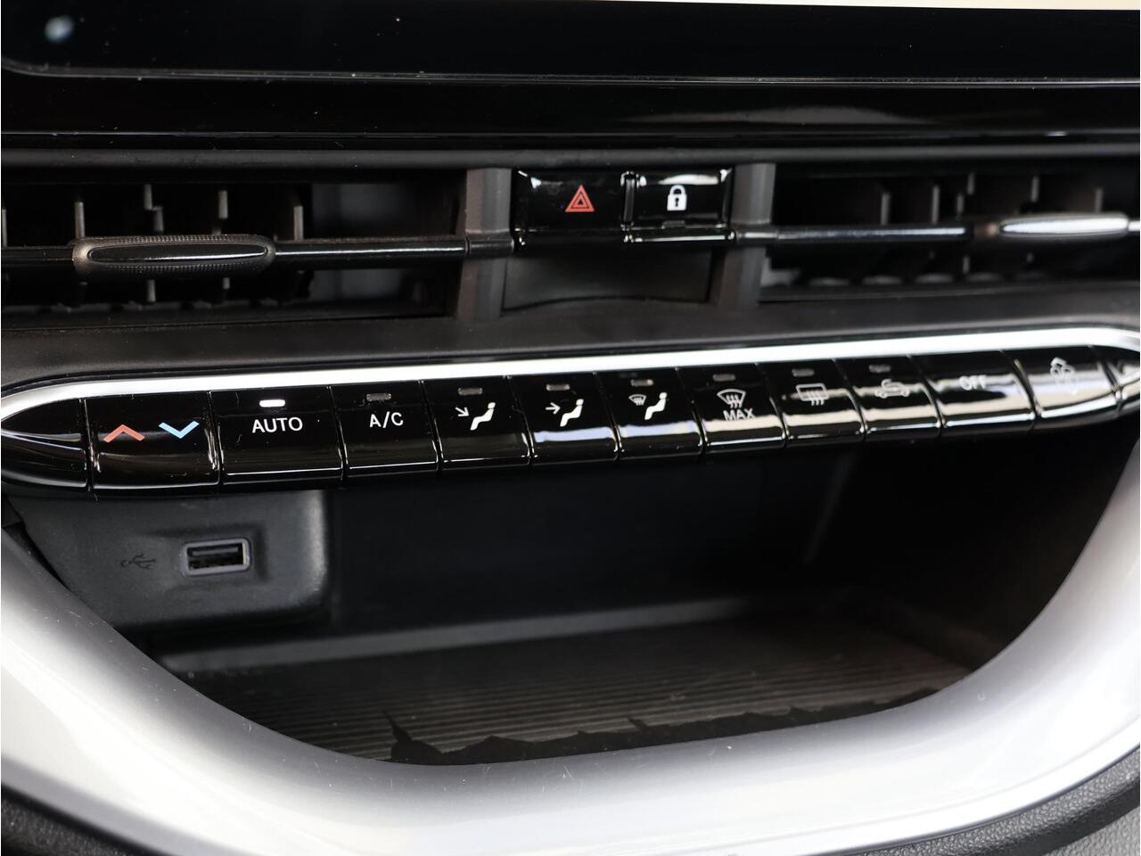 Fiat 500 Icon 42 kWh | Business Pack | Navi |