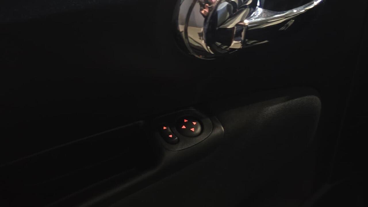 Fiat 500 1.0 Hybrid Lounge | Navigatie | Carplay | Airco | Cruise