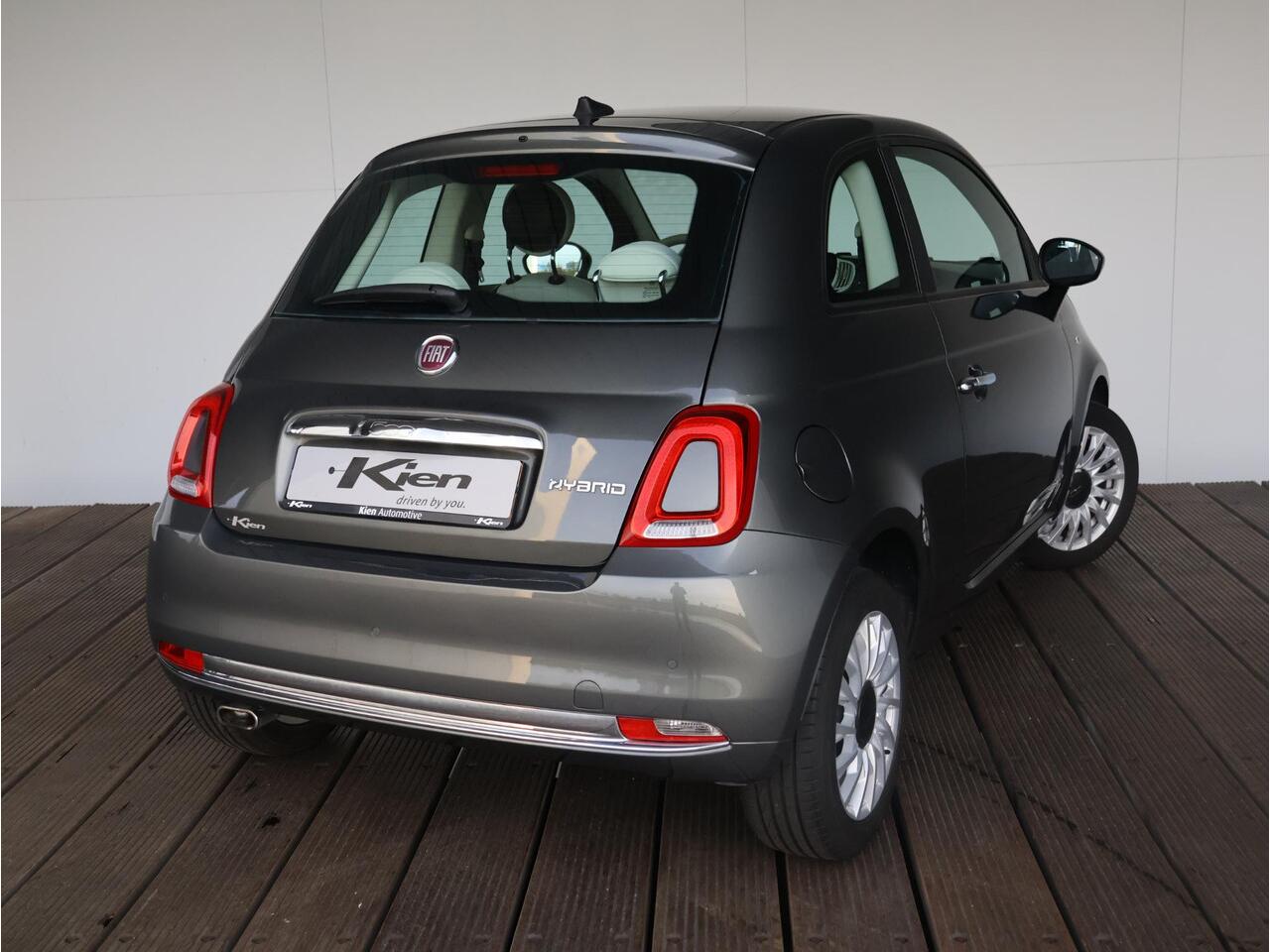 Fiat 500 1.0 Hybrid Lounge | CarPlay | Navi | Cruise Control | PDC achter |