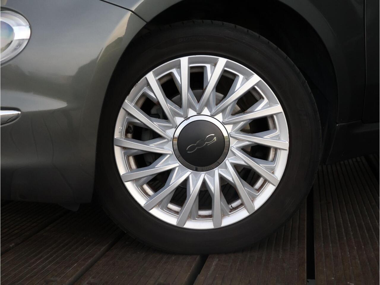 Fiat 500 1.0 Hybrid Lounge | CarPlay | Navi | Cruise Control | PDC achter |