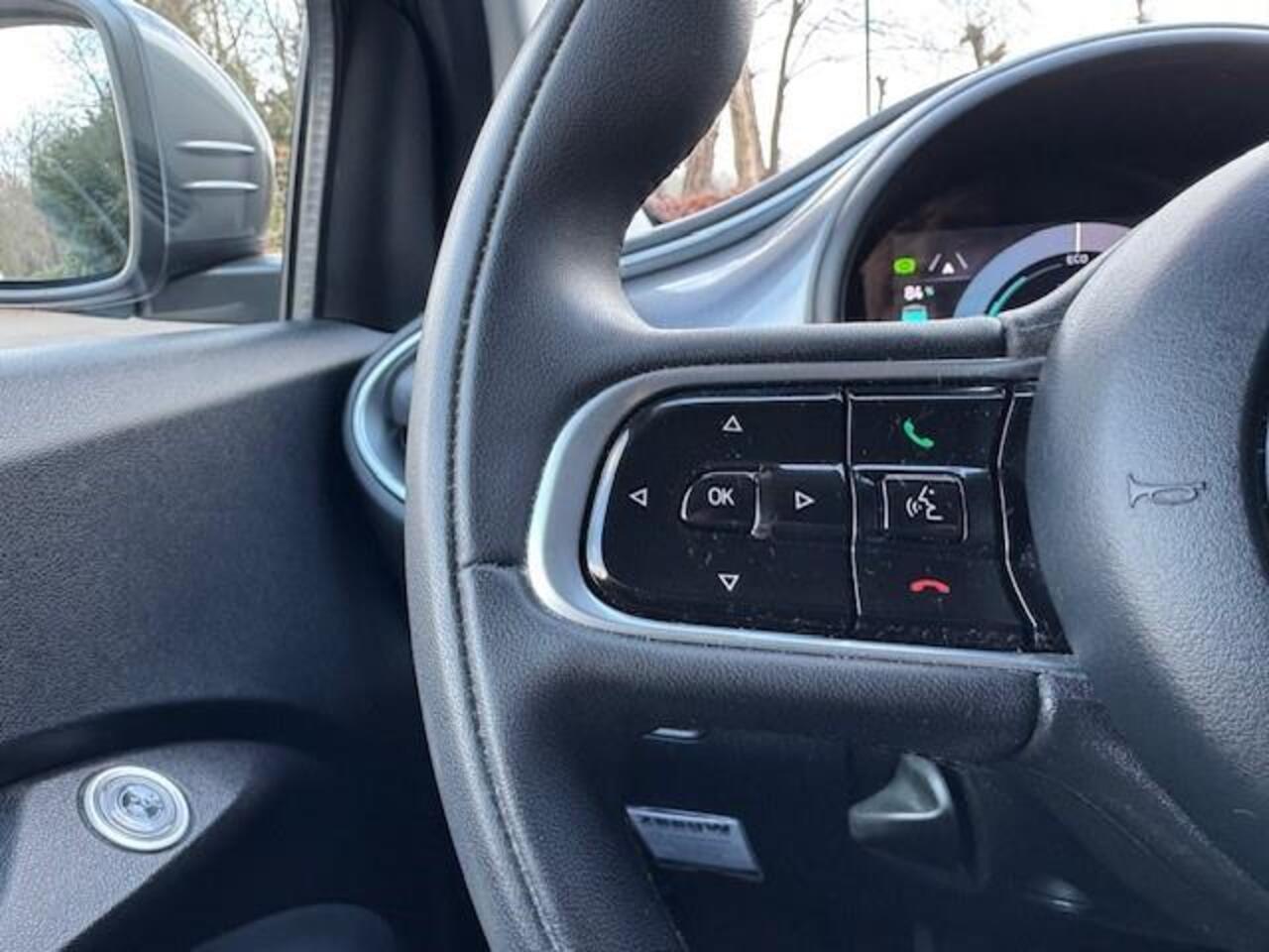 Fiat 500 ICON 42KWH/LED/NAV/PDC/LMV