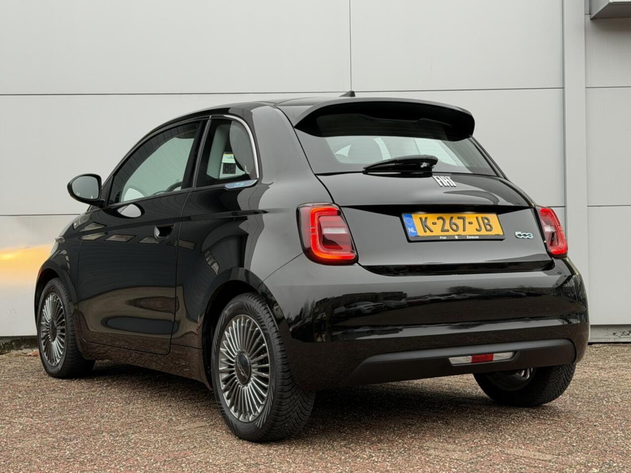 Fiat 500 Icon 42 kWh | Navi | Carplay | Clima | BTW | 16"