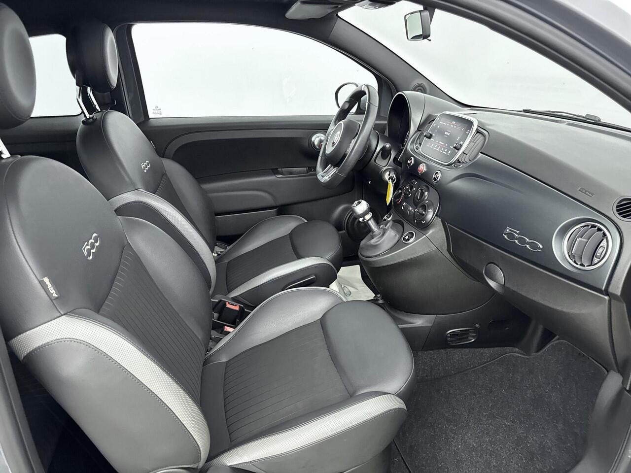 Fiat 500 1.0 Hybrid Rockstar airco | Apple Carplay/Android Auto | cruise control | lichtmetalen velgen 15" |panoramadak |