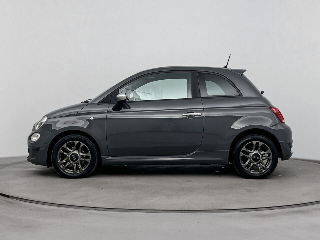 Fiat 500 1.0 Hybrid Rockstar airco | Apple Carplay/Android Auto | cruise control | lichtmetalen velgen 15" |panoramadak |