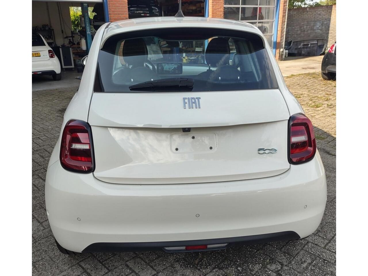 Fiat 500 E-3+1 Uitvoering-42KW- Rijklaar