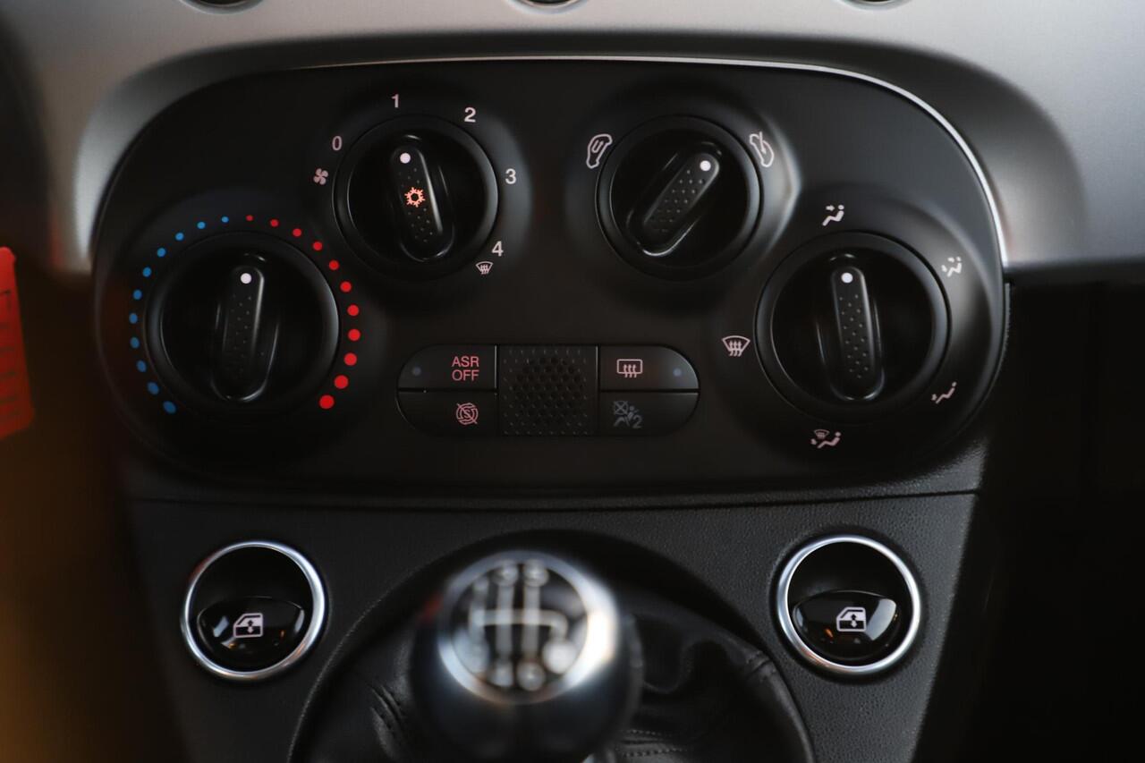 Fiat 500 1.0 Hybrid Hey Google Schuifdak 15 inch LMV Half Leder Carplay Navigatie Airco Cruise Control