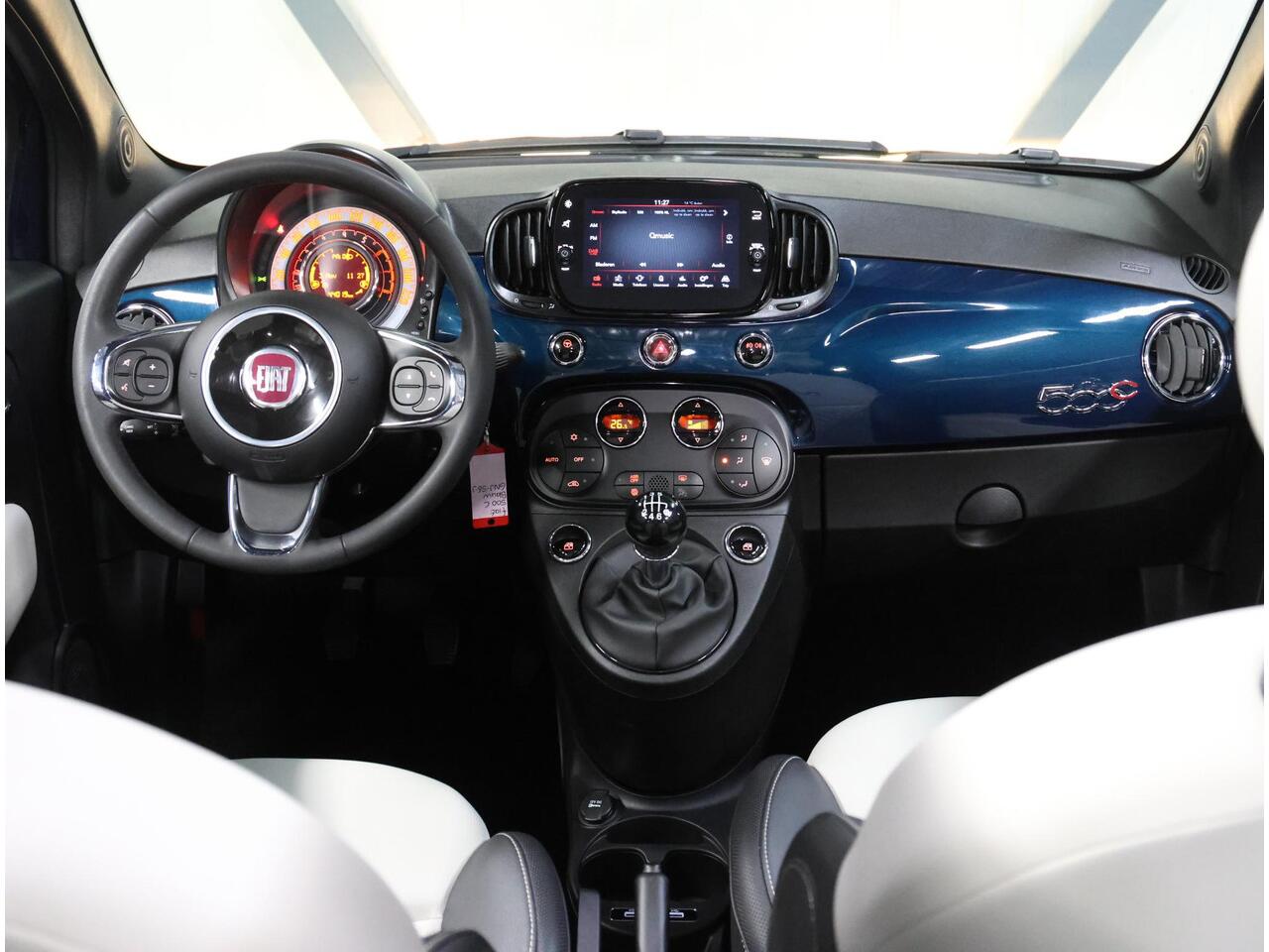 Fiat 500 1.0 70PK Hybrid Sport | AppleCarplay/AndroidAuto | Climate Control | Xenon Koplampen | Vouwdak | Cruise Control | DAB Ontvanger | Start/Stop Systeem | 16" Lichtmetalen Velgen | Isofix | Parkeersensoren |