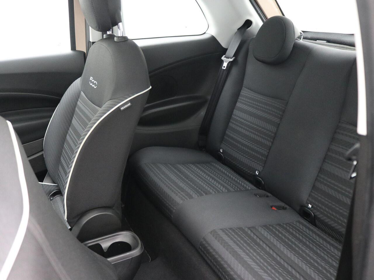 Fiat 500 Passion 42 kWh / SOH 91% / Schuifkanteldak / Navigatie / Climate Control / Keyless Entry / Apple Carplay / Historie Bekend / Cruise Control / NL Auto / 1ste Eigenaar / All Seasonbanden