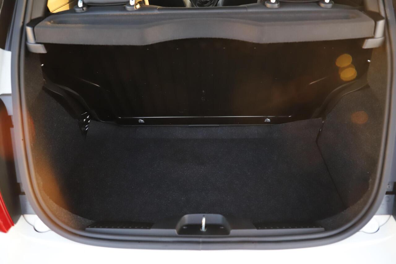 Fiat 500 1.0 Hybrid Hey Google Schuifdak 15 inch LMV Half Leder Carplay Navigatie Airco Cruise Control