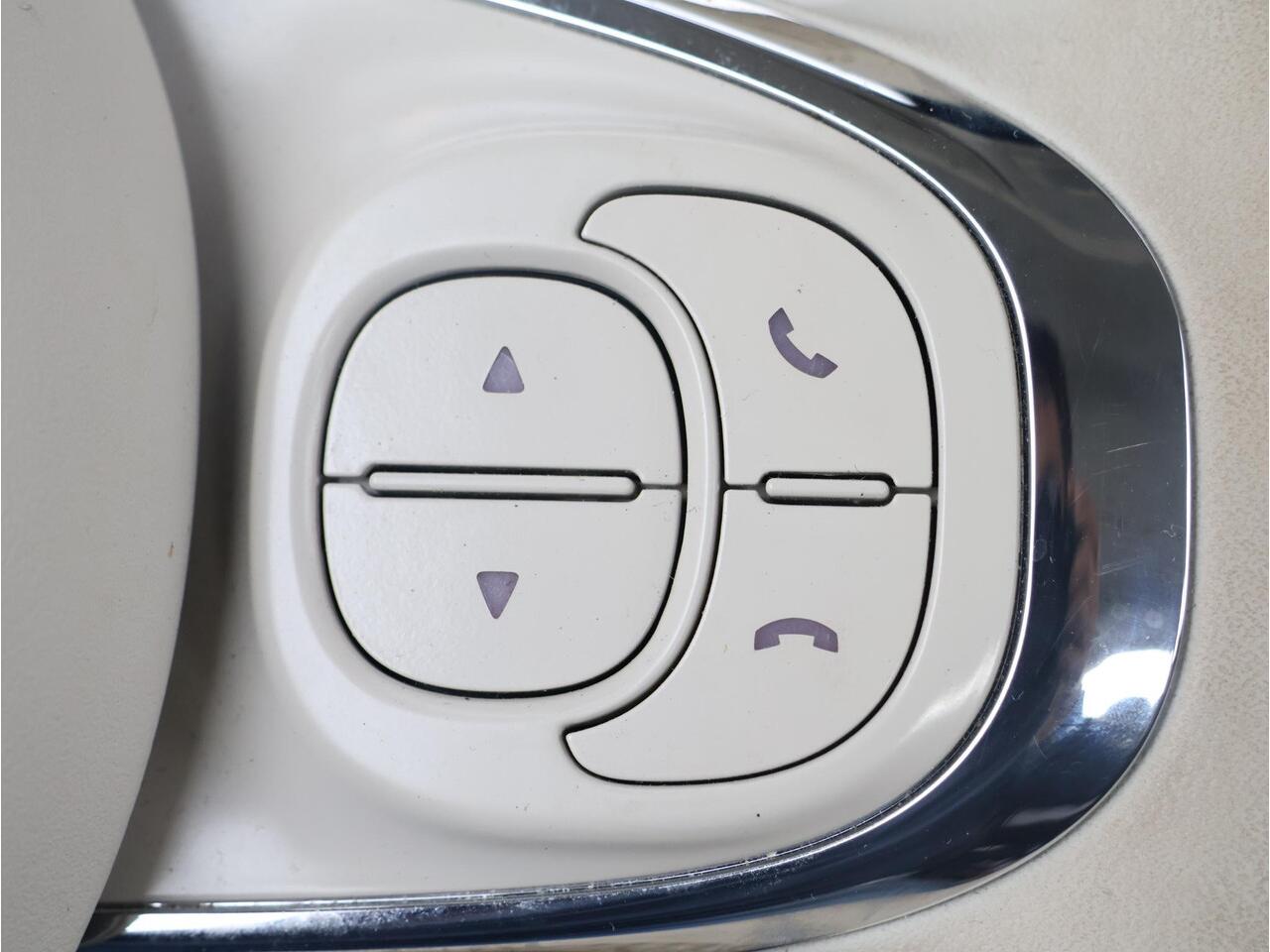 Fiat 500 1.0 Hybrid Lounge | YouConnect | PDC |