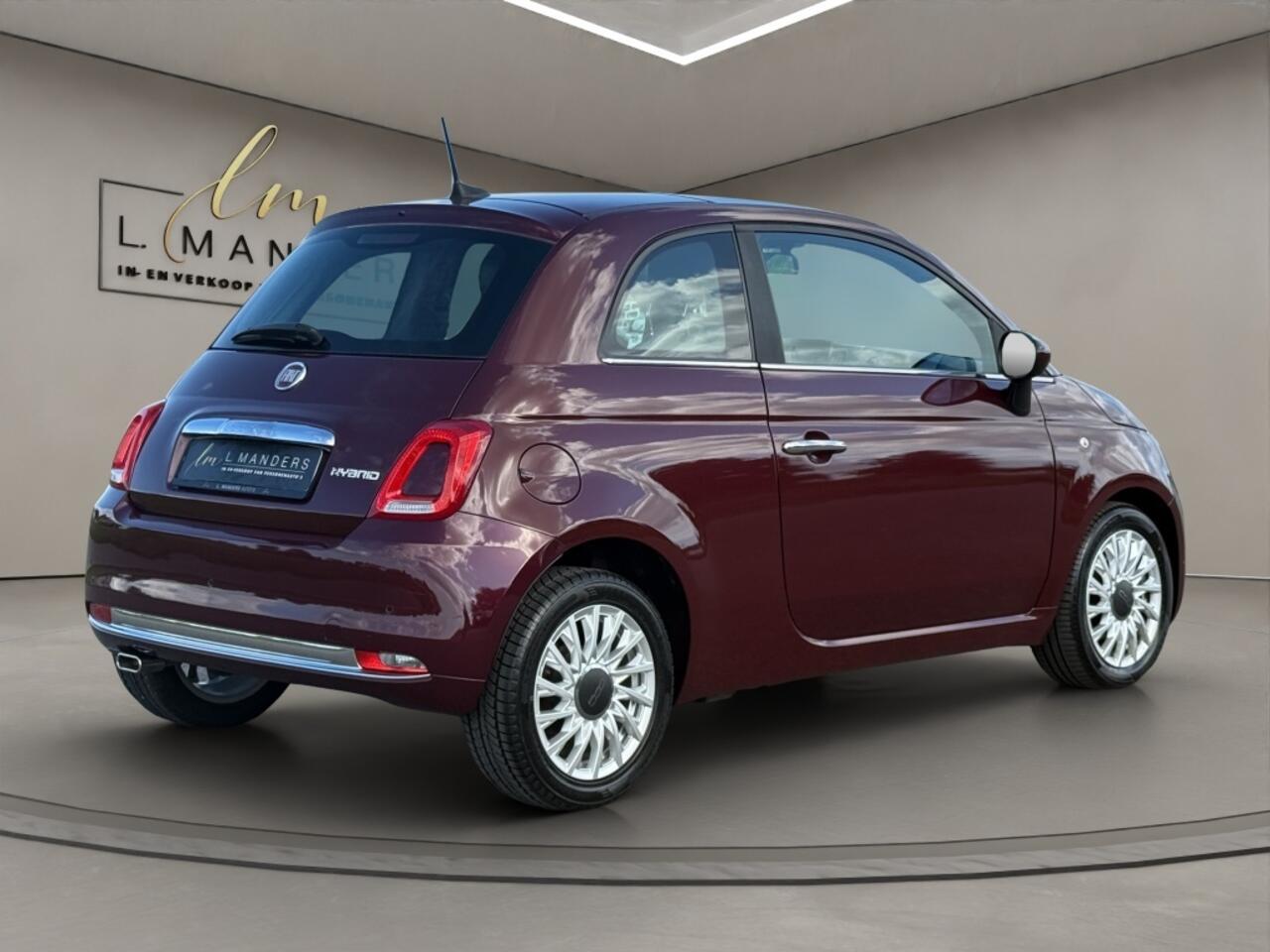 Fiat 500 1.0 Hybrid Dolcevita 2021 BORDEAUX | Apple CarPlay | Panoramadak