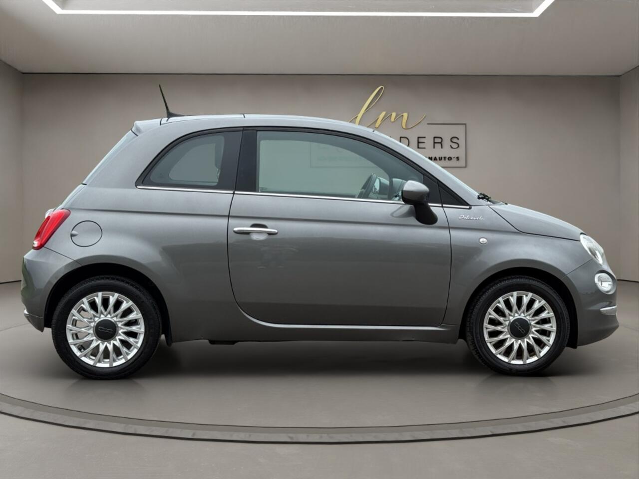 Fiat 500 1.0 Hybrid Dolcevita 2021 GRIJS | Panoramadak | Apple CarPlay