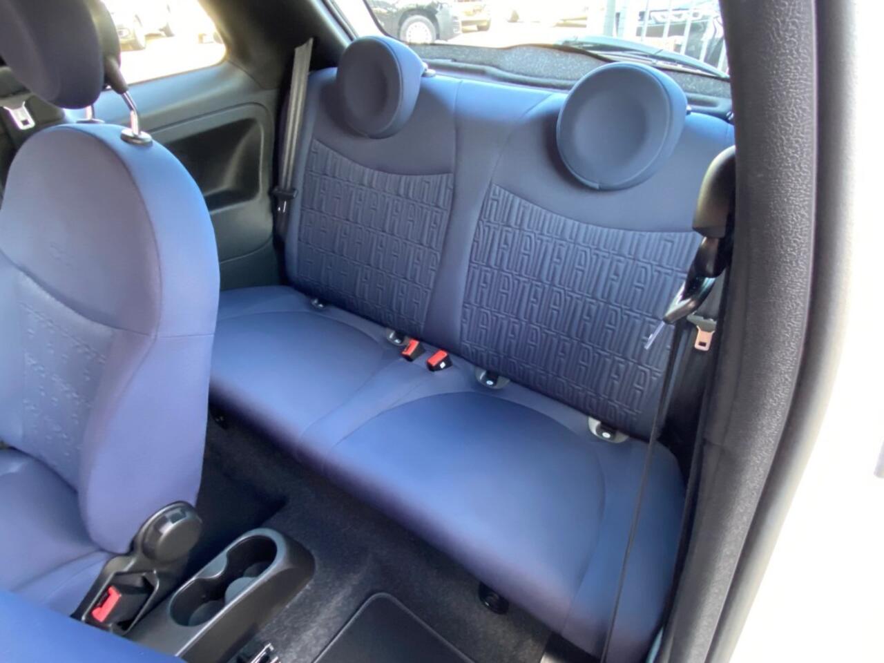 Fiat 500 1.0 HYBRID CULT NAV PDC CARPLAY DAB AIRCO LICHTMETALEN VELGEN