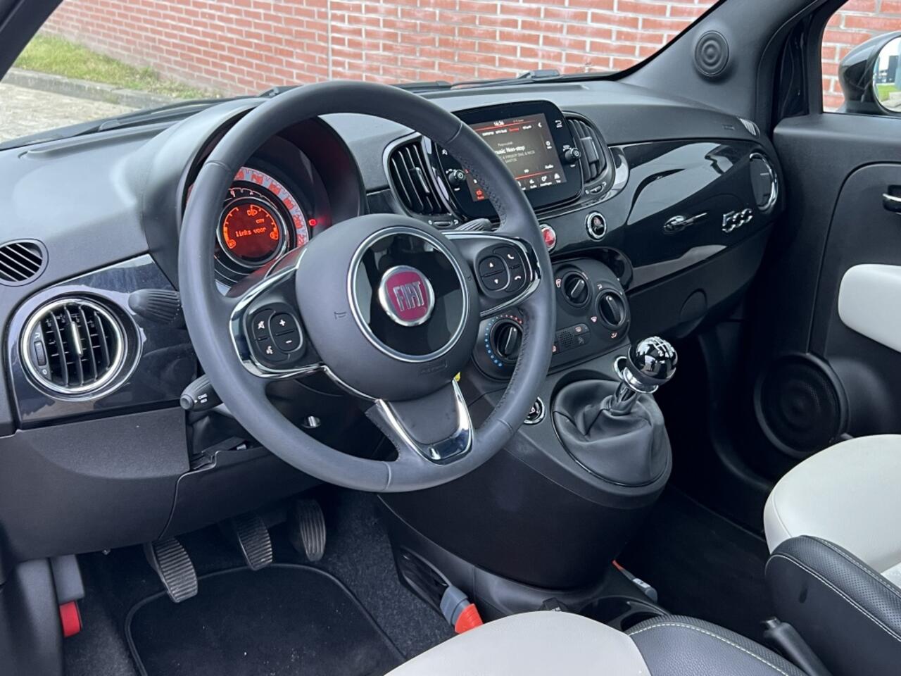 Fiat 500 1.0 Hybrid 70 PK Dolcevita | Carplay | PDC | 15"