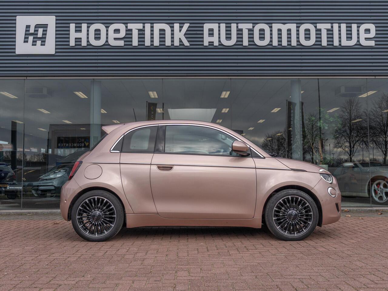 Fiat 500 3+1 La Prima 42 kWh | SOH 90,3% | Rose Gold | Dealer onderhouden | Camera