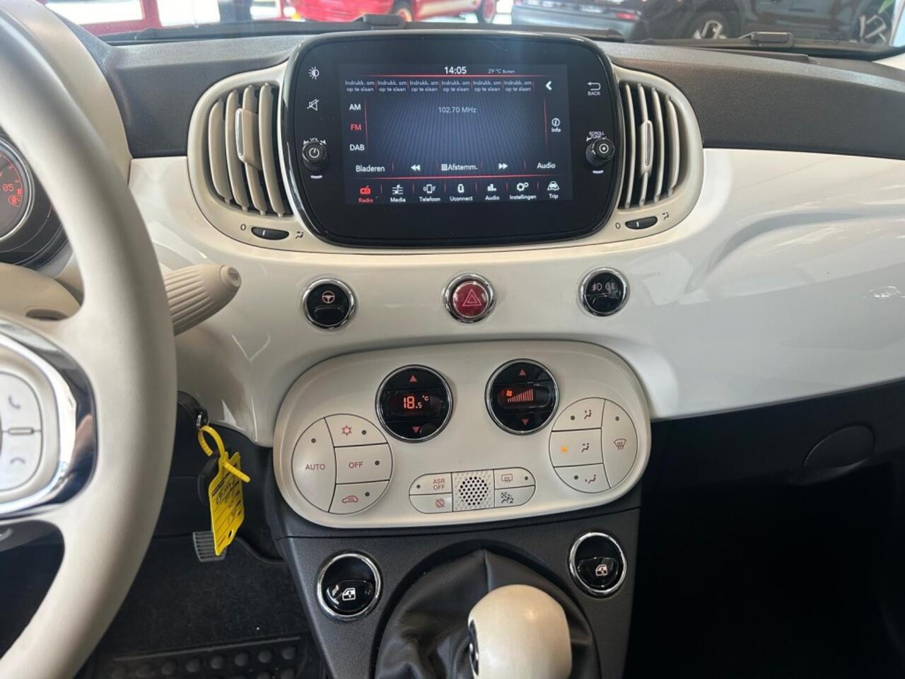 Fiat 500 1.0 HYBRID DOLCEVITA