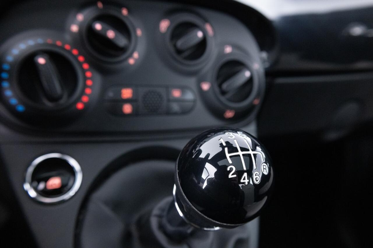 Fiat 500 1.0 Hybrid Dolcevita | Half LEDER | AIRCO | VELGEN | Mistlampen