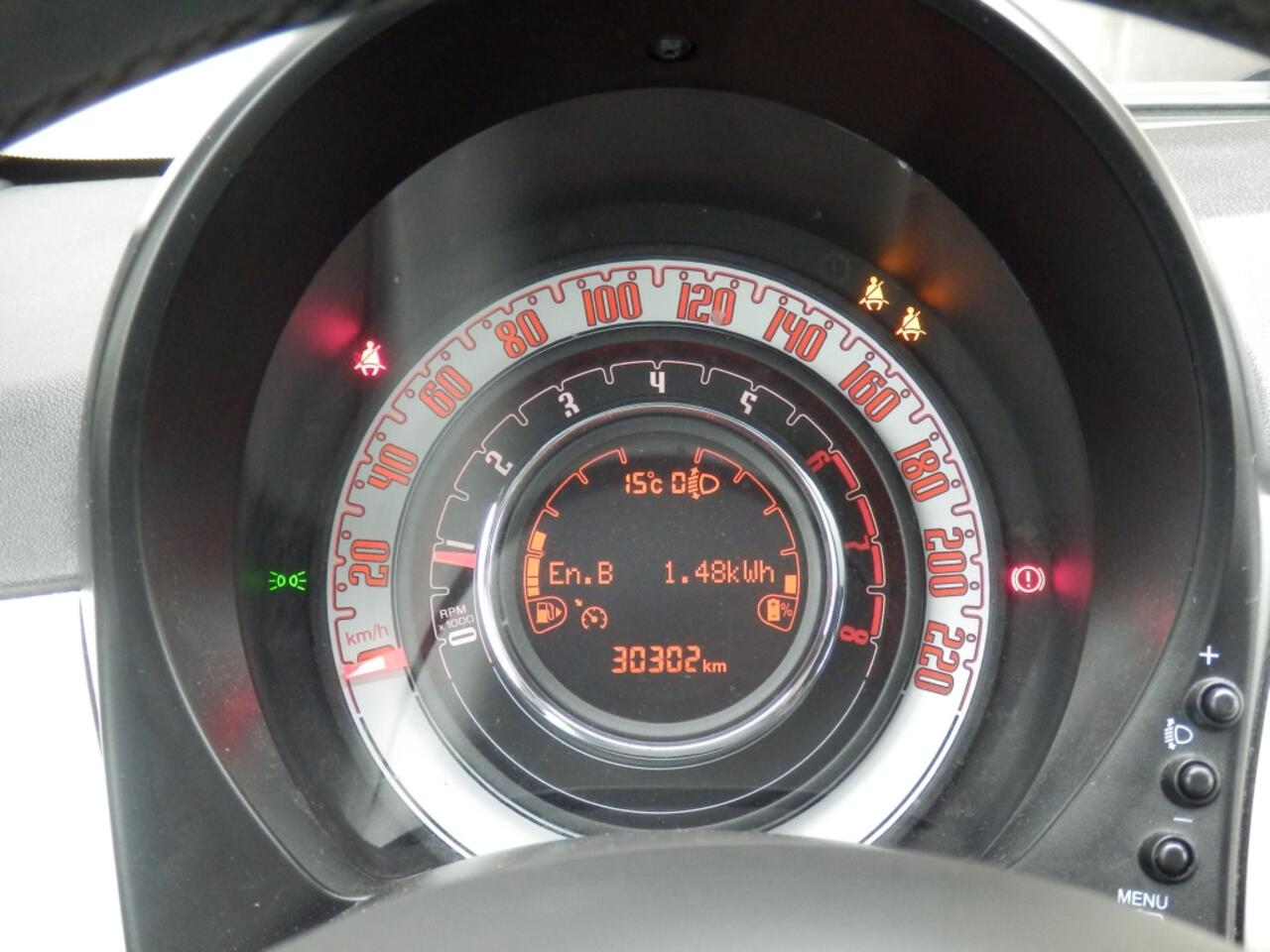 Fiat 500 Hybrid | Dolcevita | Apple Carplay / Andr. Auto | Cruise ctrl