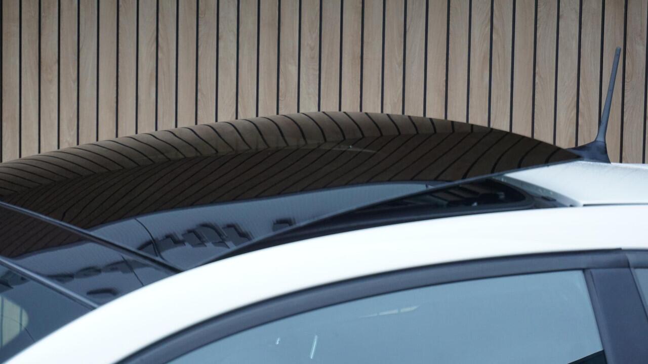 Fiat 500 1.0 70pk 3Drs Hybrid Sport Schuif/kantel Panoramadak Sportstoelen 16inch LM Virtual *NL auto* 40842km!