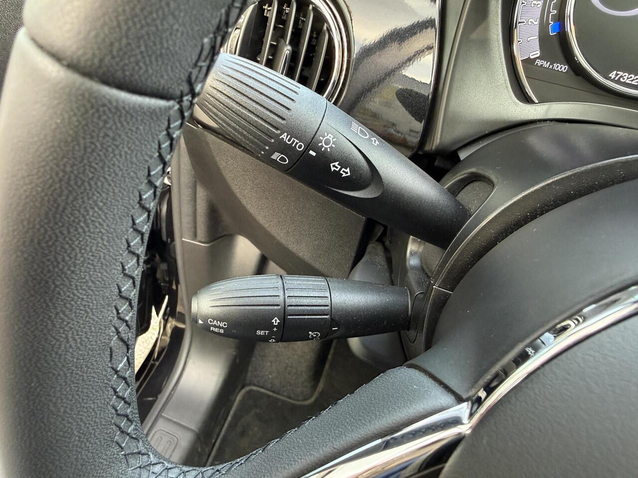 Fiat 500 1.0 Hybrid RED