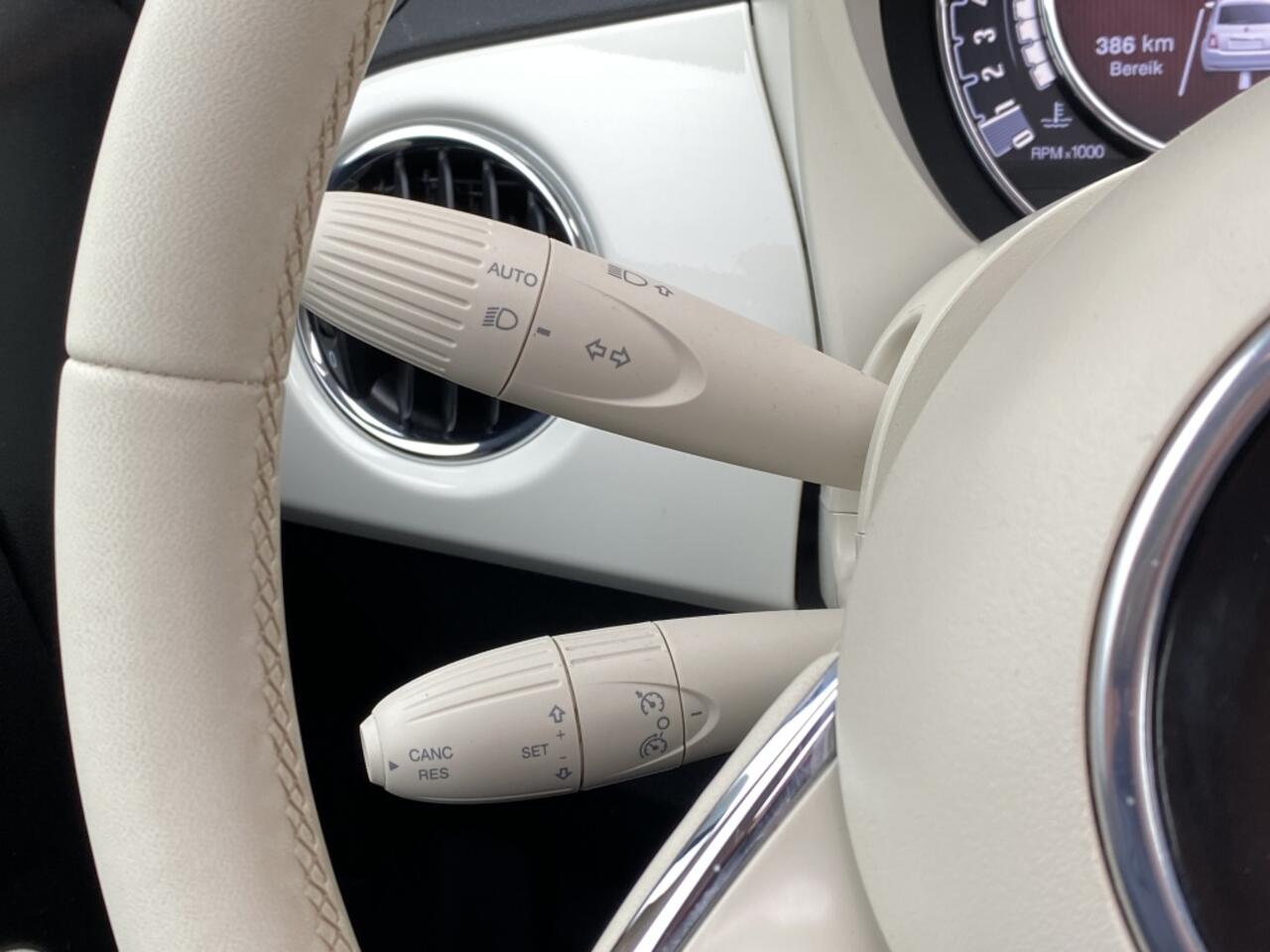 Fiat 500 1.0 Hybrid Dolcevita SCHUIF/KANTELDAK NAV CARPLAY CRUISE PDC LMV