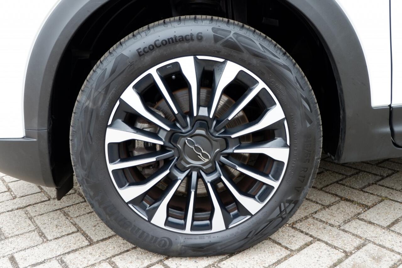 Fiat 500 1.5 Hybrid DCT Automaat Rijklaarprijs incl. 12 MND BOVAG!