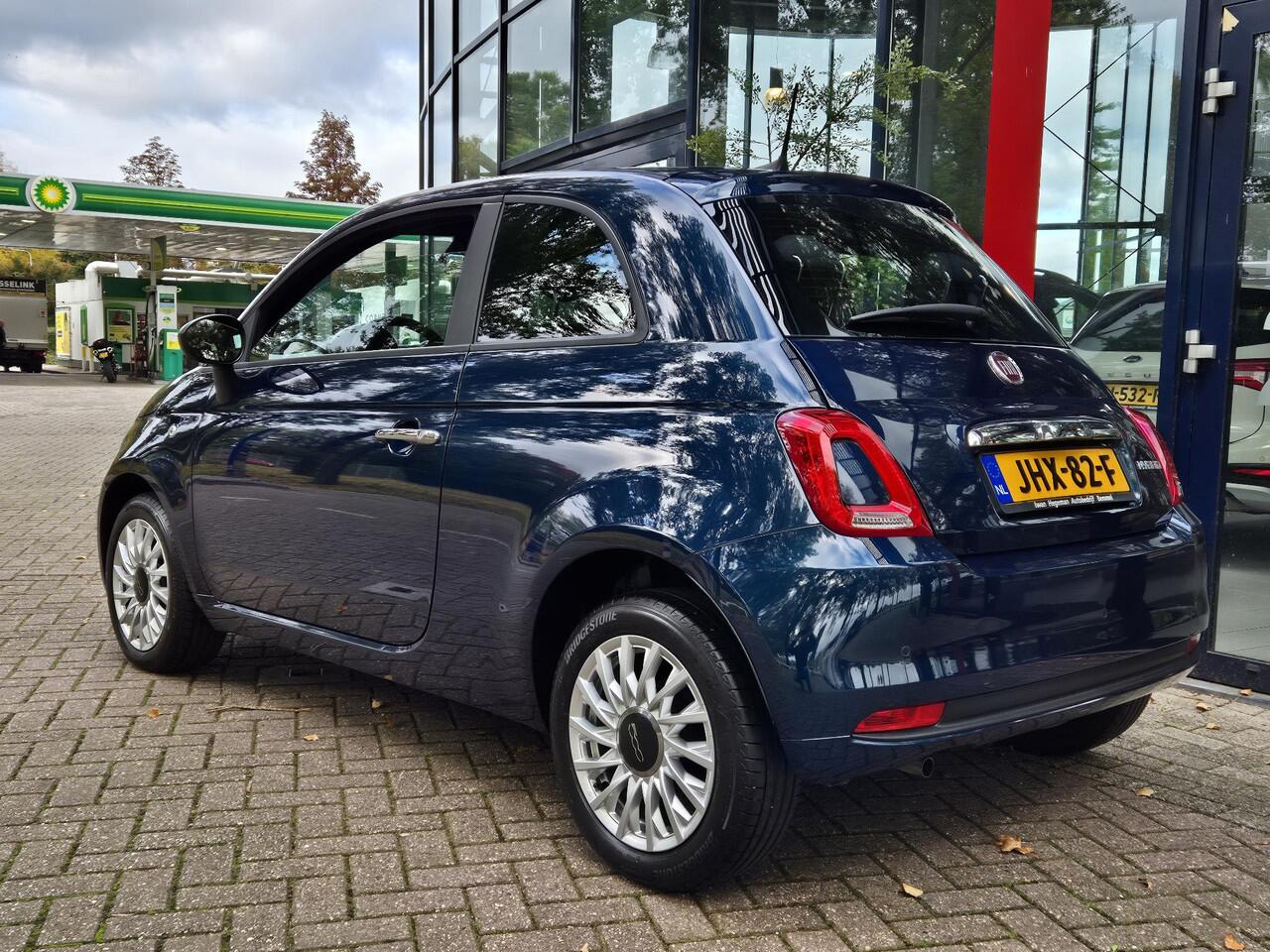 Fiat 500 1.0 Hybrid | Airconditioning | Apple Carplay |Navigatie via Smartphone | Parkeersensoren | Licht metalen velgen