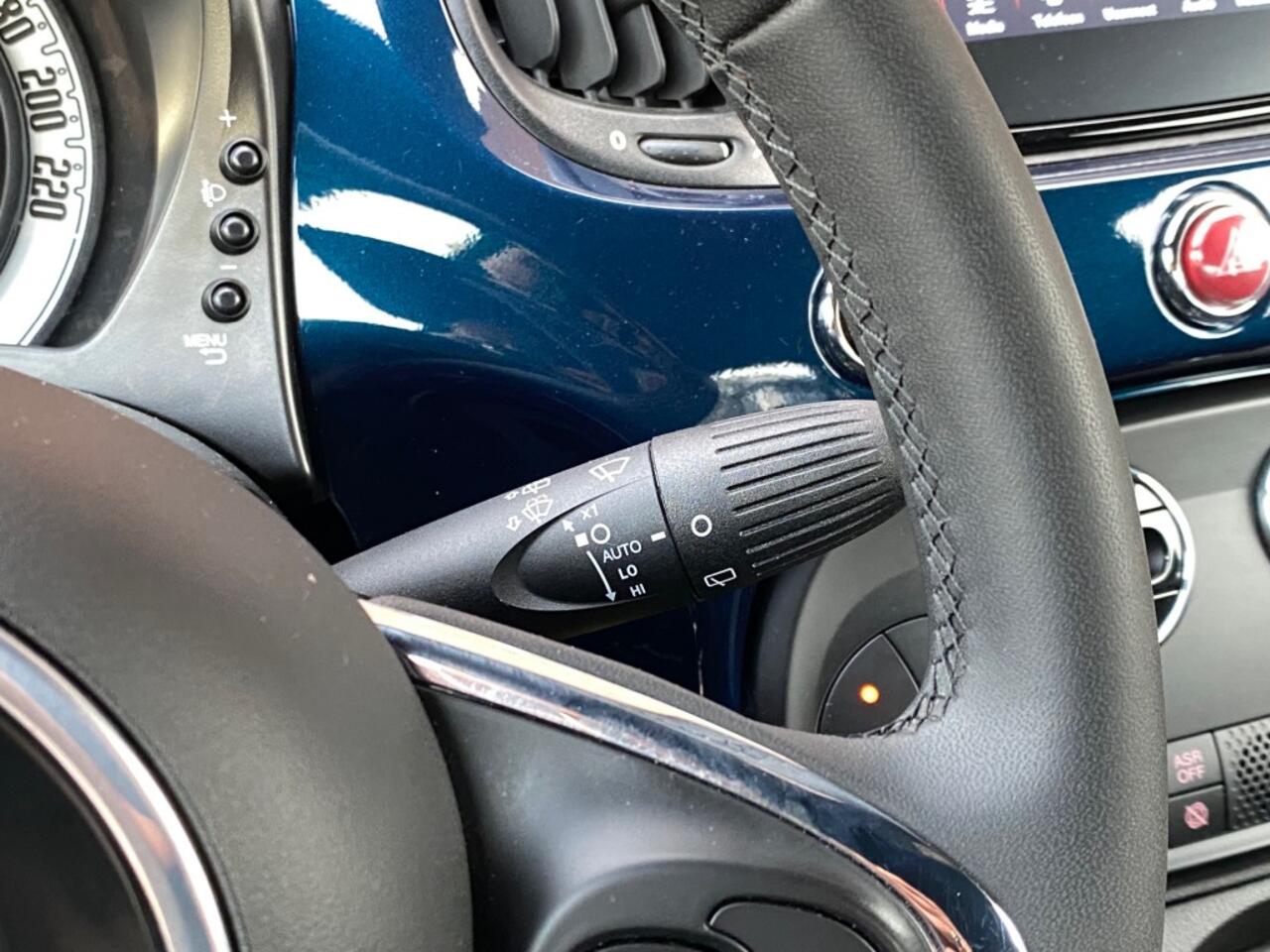 Fiat 500 1.0 HYBRID CLUB CLIMA CRUISE CONTROL CARPLAY PDC