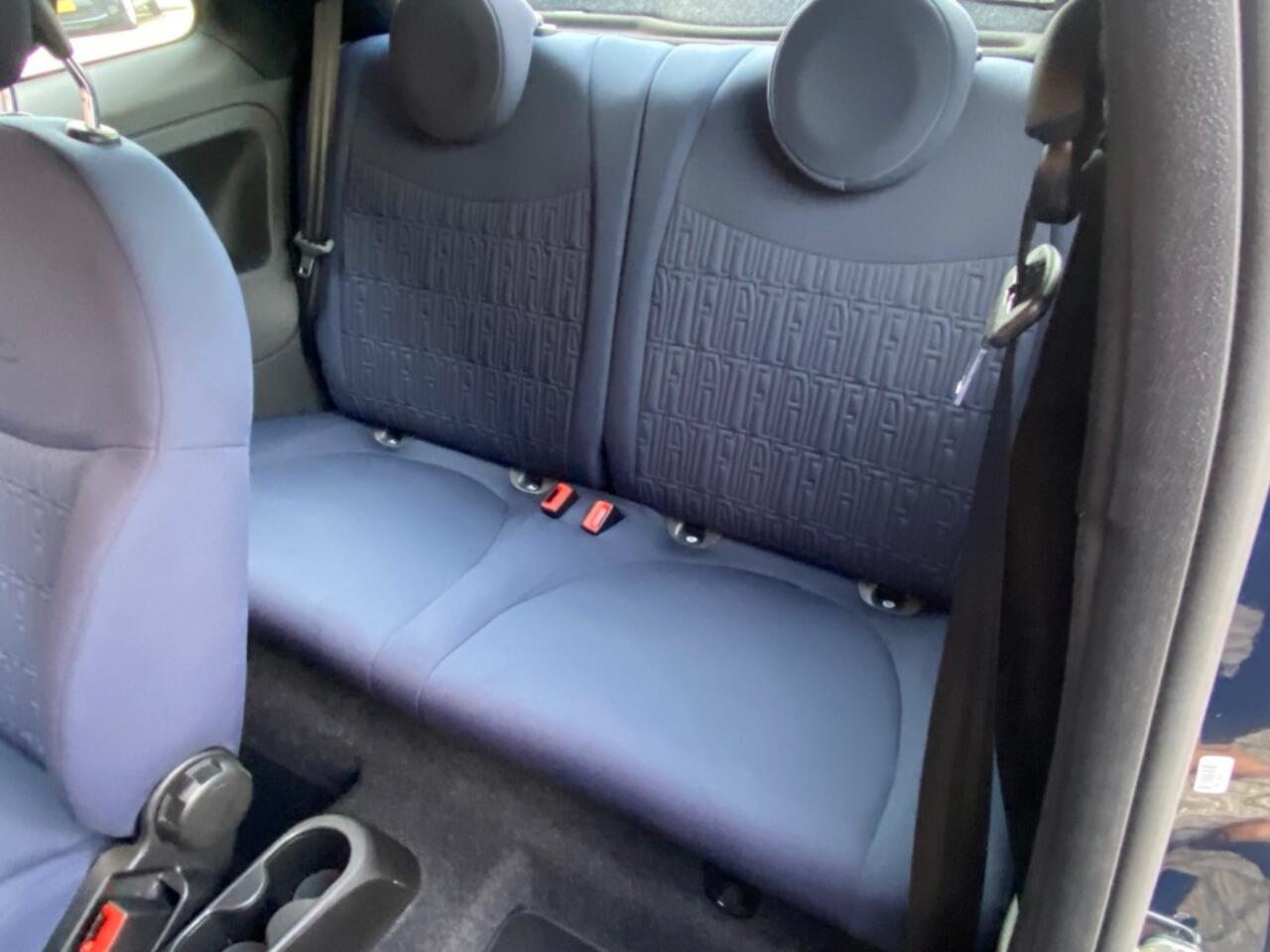 Fiat 500 1.0 HYBRID CLUB CLIMA CRUISE CONTROL CARPLAY PDC