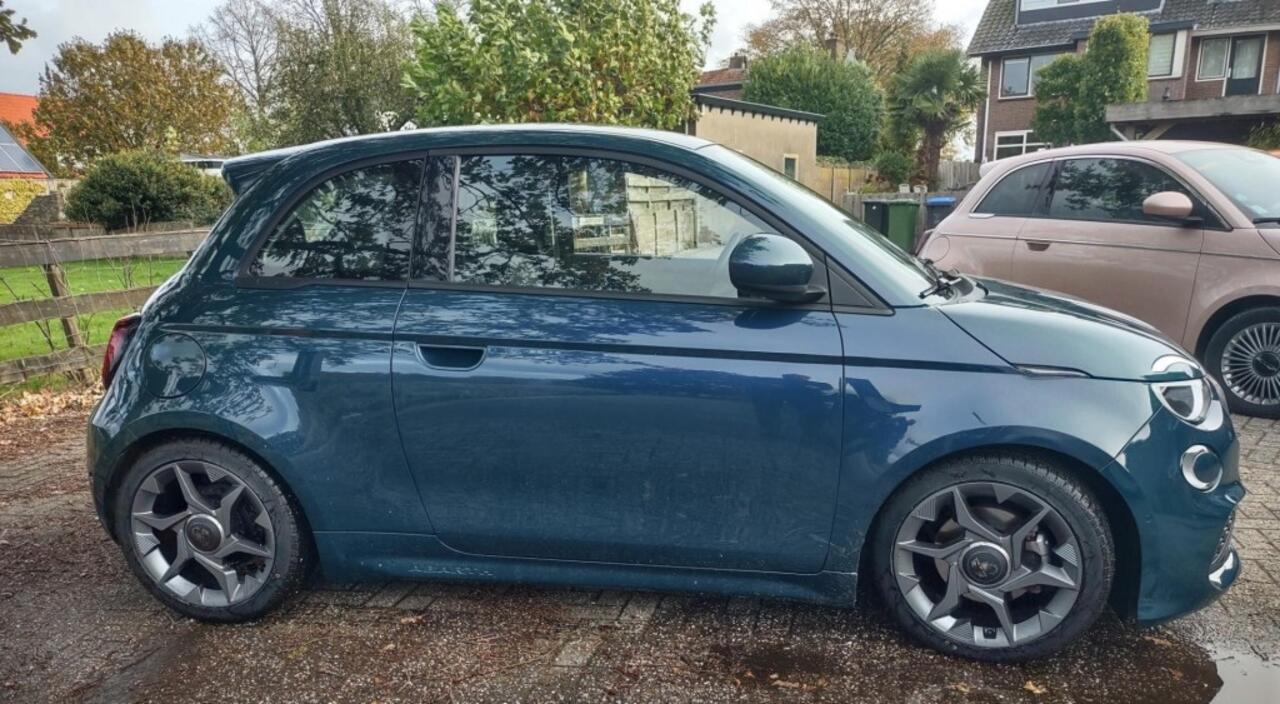 Fiat 500 E-2023- Uniek-Special- Abarth Look-Spring Sale Korting