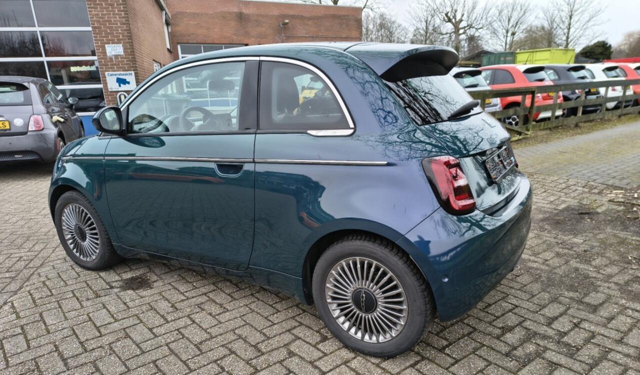 Fiat 500 E- 42KW-2023- Snelladen-Camera- Carplay-meer... - Voorjaars Actie!
