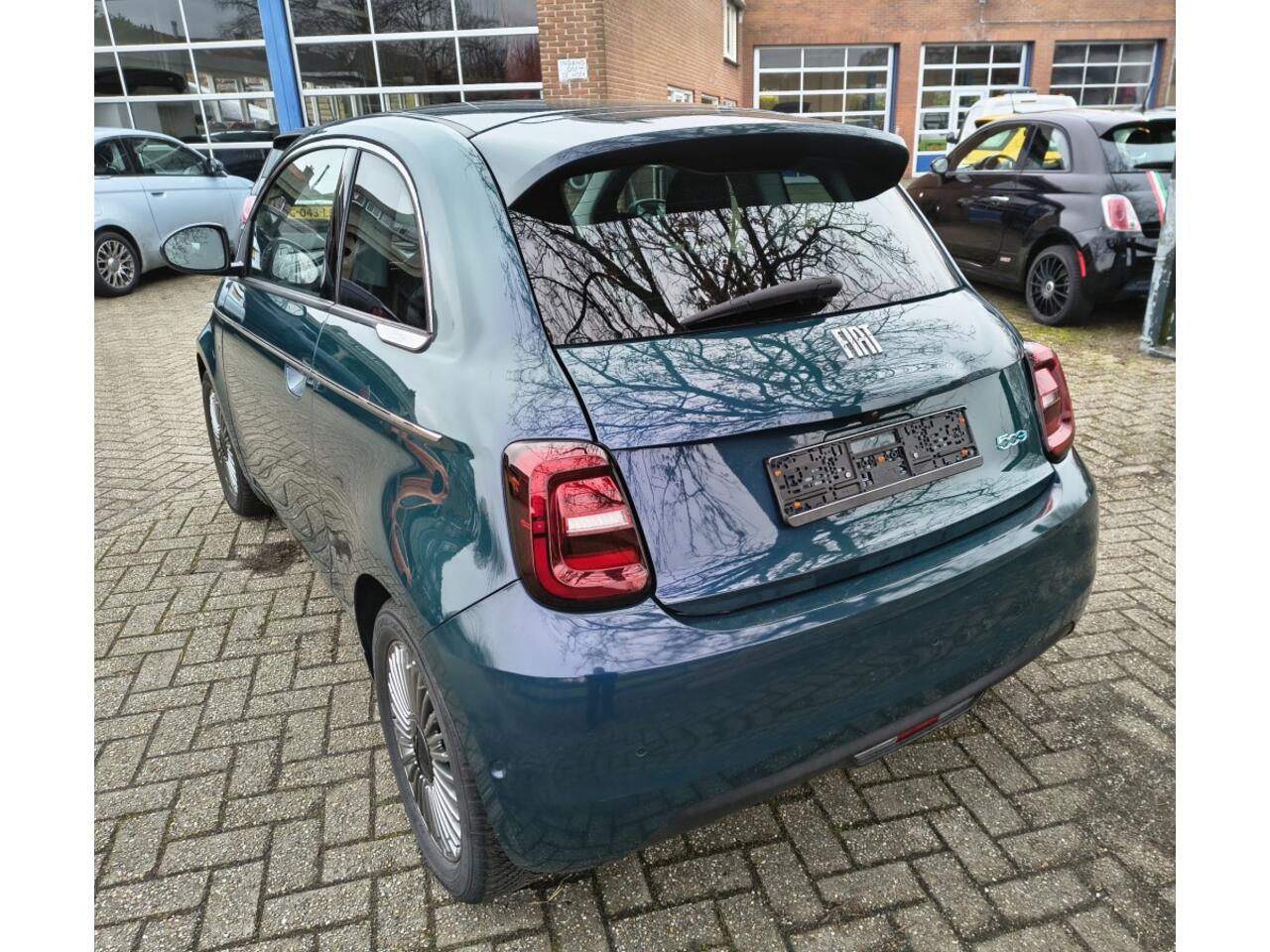 Fiat 500 E- 42KW-2023- Snelladen-Camera- Carplay-meer... - Voorjaars Actie!