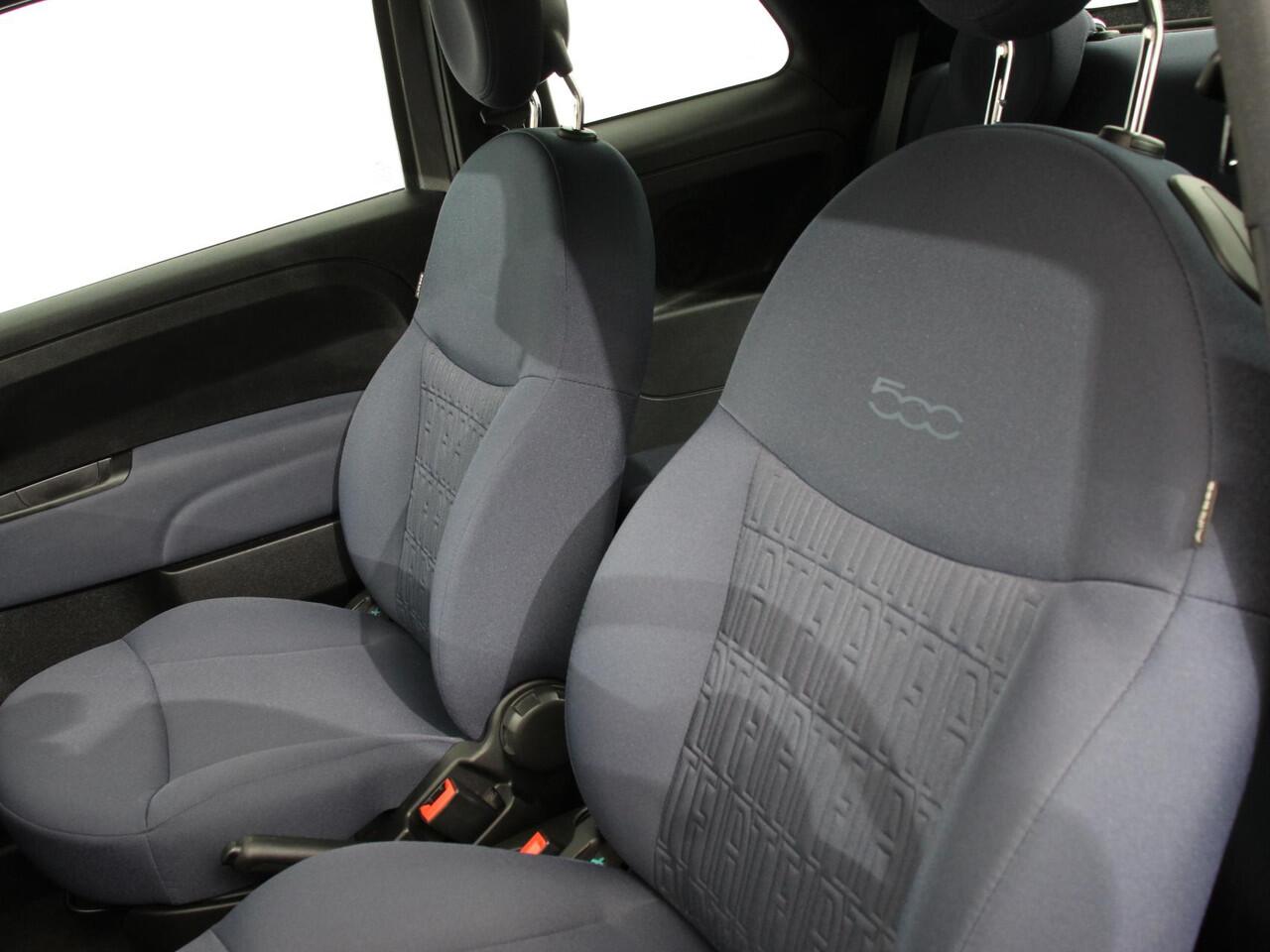 Fiat 500 1.0 Hybrid Club | Navigatie | Apple Carplay / Android Auto | Airco | Cruise Control | Parkeer sensoren | Dab