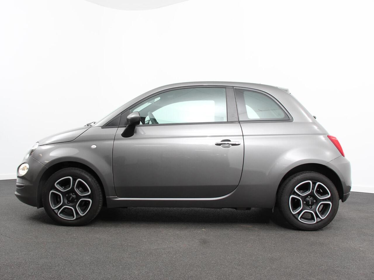 Fiat 500 1.0 Hybrid Club | Navigatie | Apple Carplay / Android Auto | Airco | Cruise Control | Parkeer sensoren | Dab