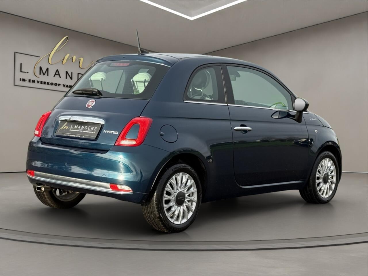 Fiat 500 1.0 Hybrid Dolcevita 2023 BLAUW | Panoramadak | Apple CarPlay