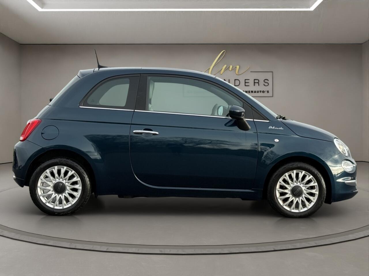 Fiat 500 1.0 Hybrid Dolcevita 2023 BLAUW | Panoramadak | Apple CarPlay