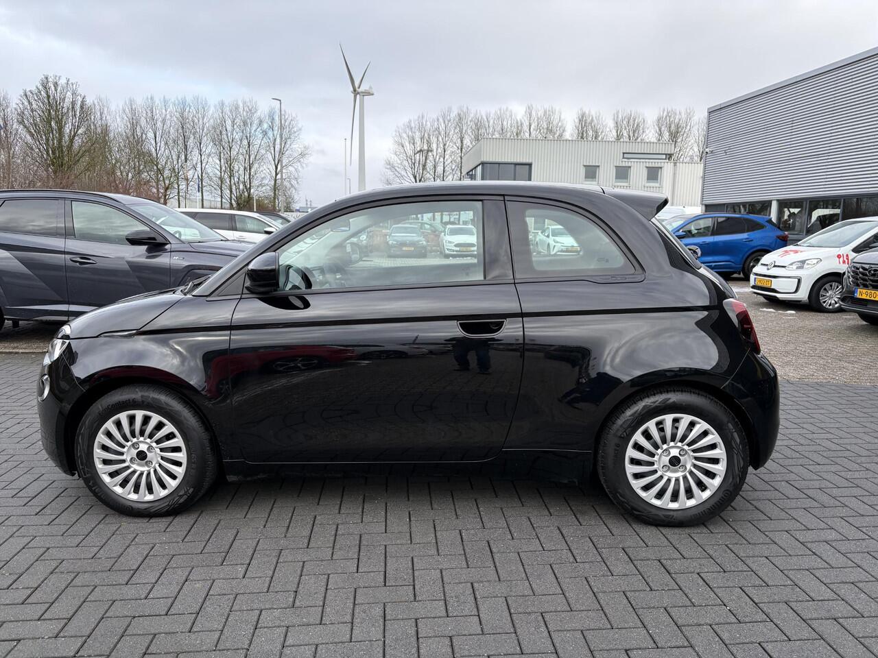 Fiat 500 Urban 42 kWh | 19.800 km! | 94,9% SOH | Carplay | Cruise Control | Climate Control |