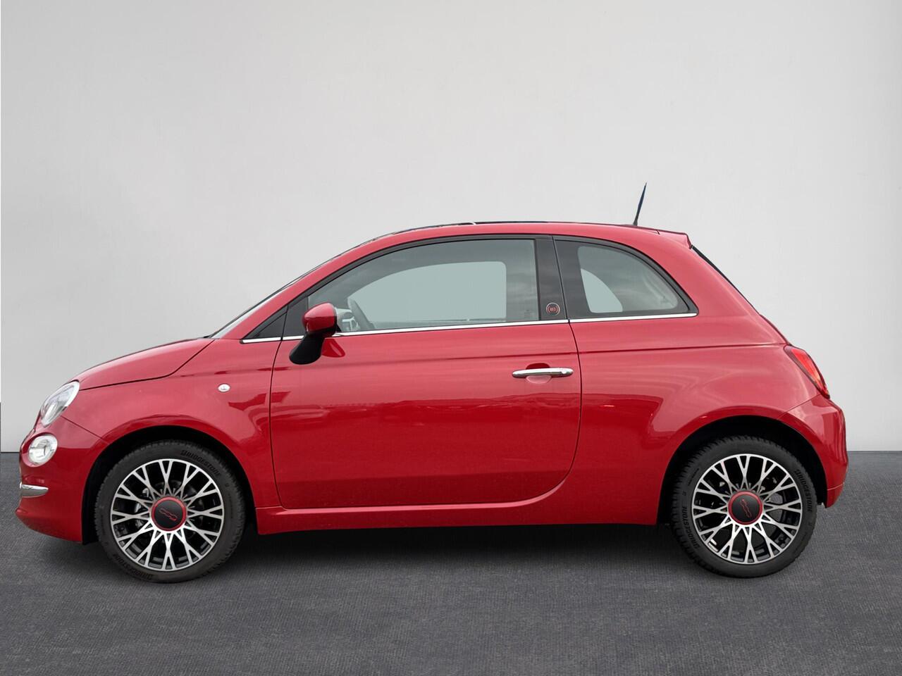 Fiat 500 1.0 Hybrid RED | Cruise | Pano | Parkeersensoren achter | ACC | Red edition | LM velgen | ( Vestiging - Nieuwegein )