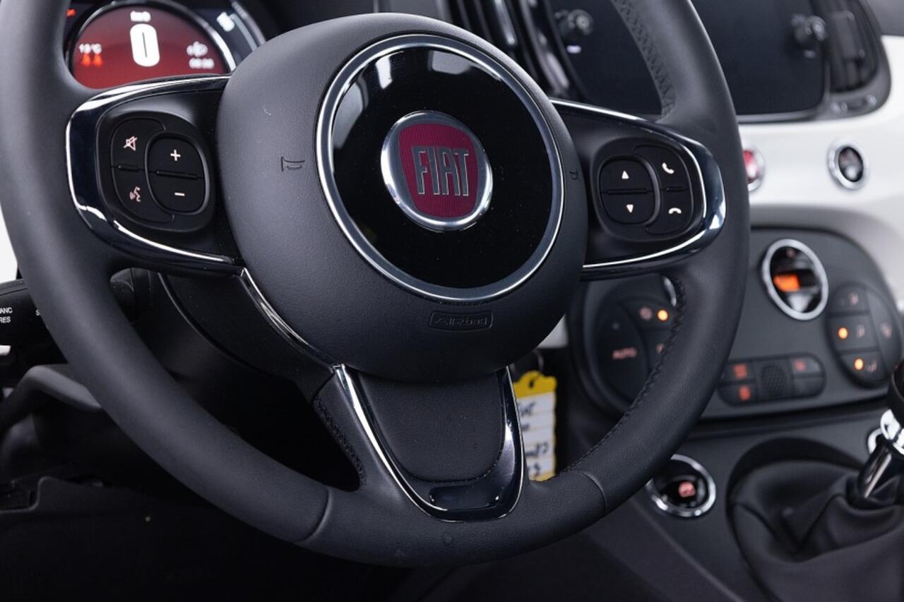 Fiat 500 1.0 GSE Hybrid | Apple Carplay | Climate control