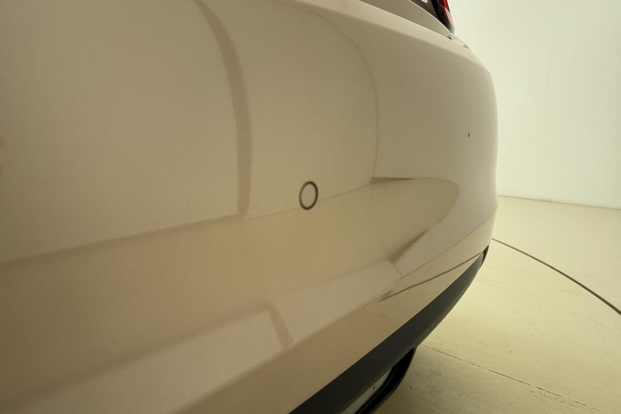 Fiat 500 3+1 Urban 24 kWh | Climate control | Camera | Navigatie | Lichtmetalen velgen | Parkeersensoren voor en achter | DAB Radio | Cruise control | Bluetooth