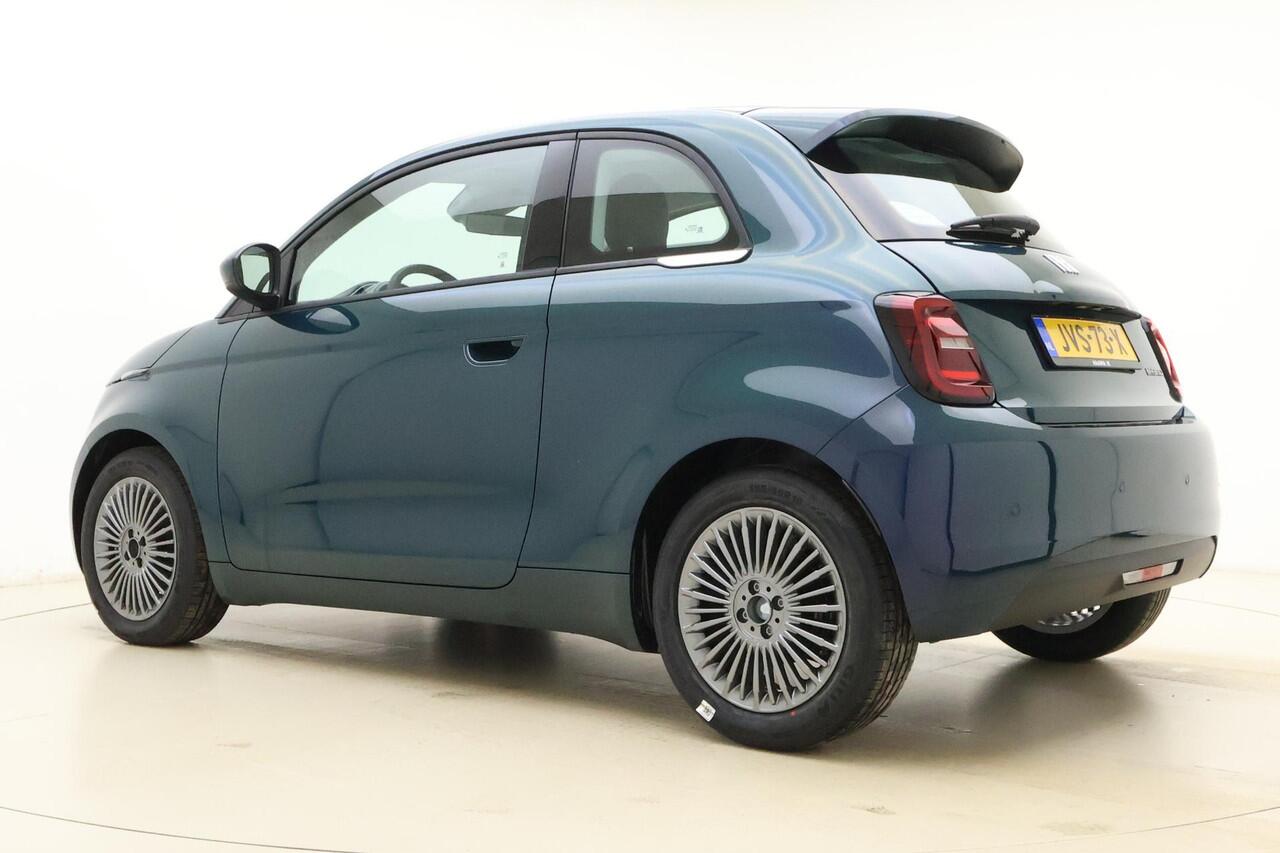 Fiat 500 1.0 Hybrid Torino Launch Edition | Navigatie via Apple Carplay/Android auto | LED verlichting | Lichtmetalen velgen | Parkeersensoren | Keyless | Cruise control