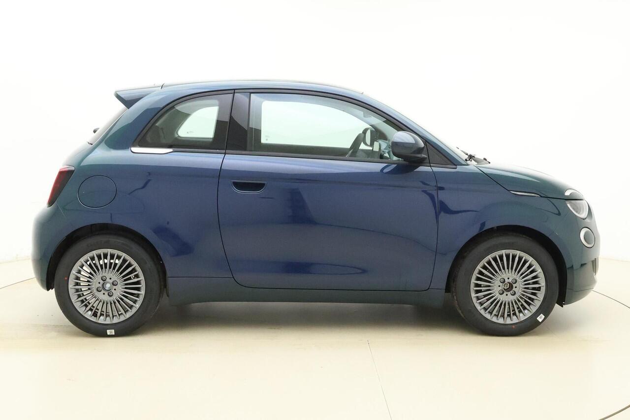 Fiat 500 1.0 Hybrid Torino Launch Edition | Navigatie via Apple Carplay/Android auto | LED verlichting | Lichtmetalen velgen | Parkeersensoren | Keyless | Cruise control