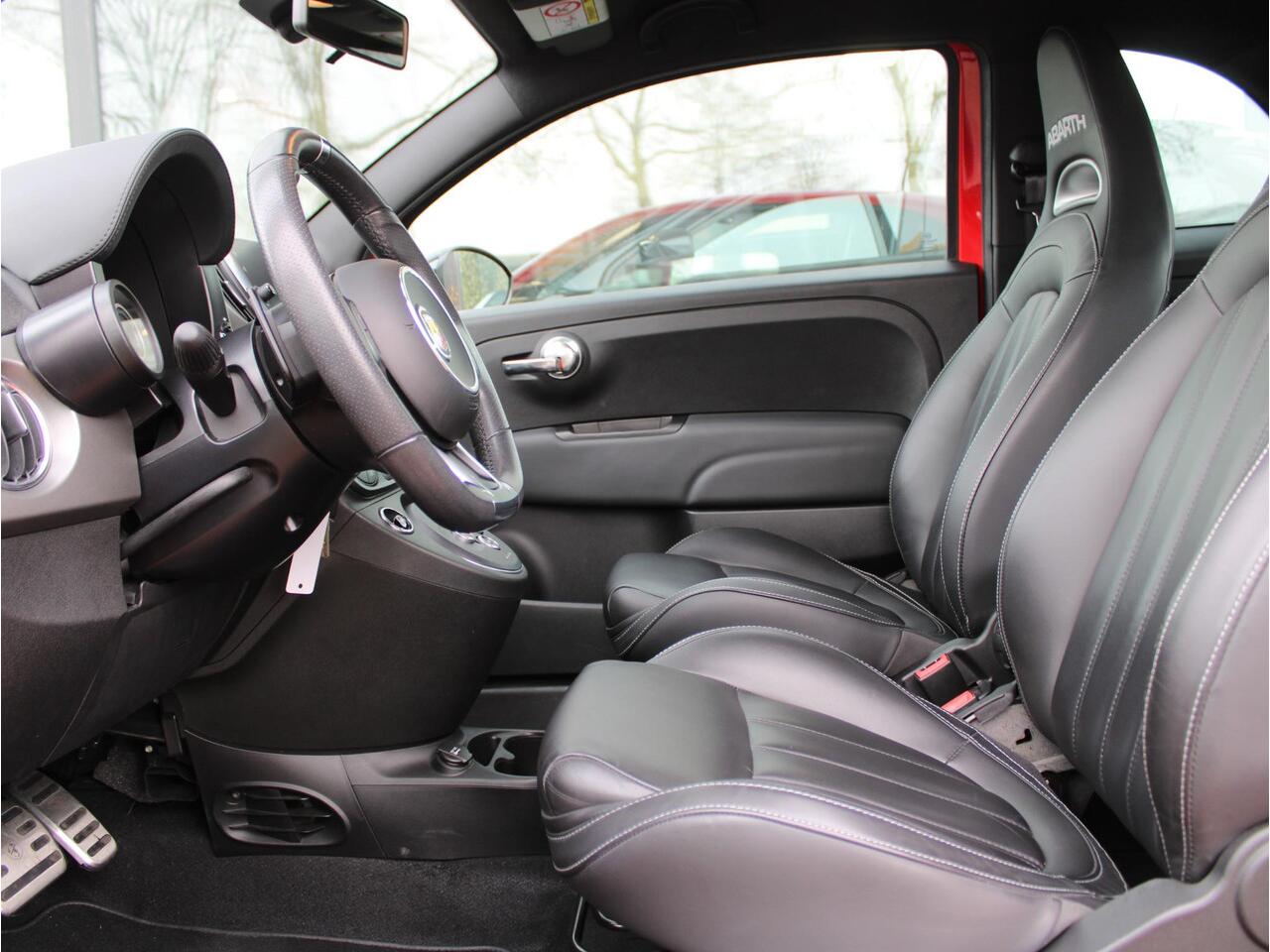 Fiat 500 ABARTH 1.4 T-Jet Turismo 70th Anniversary Automaat | Apple Carplay / Climate / Leder