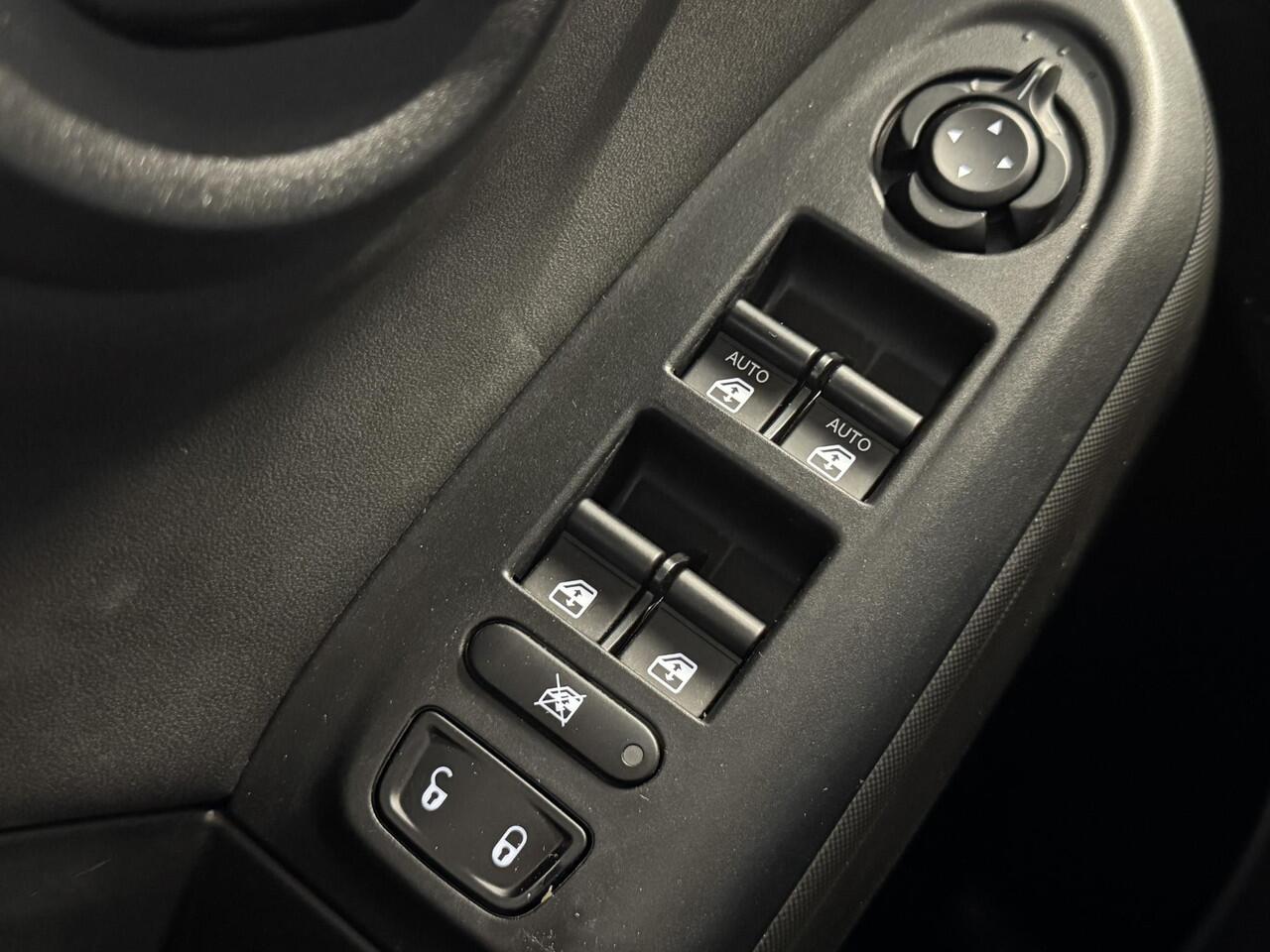 Fiat 500 X CROSS 1.5 Hybrid Sport | Automaat | Clima | ACC | Navi | LED-lichtpakket | PDC | ( Vesteging - Nieuwegein )