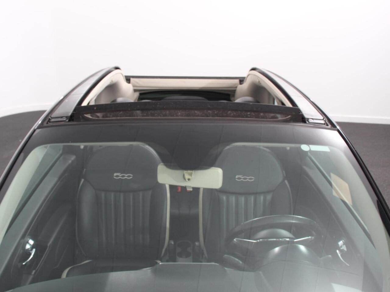 Fiat 500C 1.2 Lounge Automaat | Leder | Navigatie | Climate control | Cruise Control | Parkeersensoren Achter | Lichtmetalen Velgen |